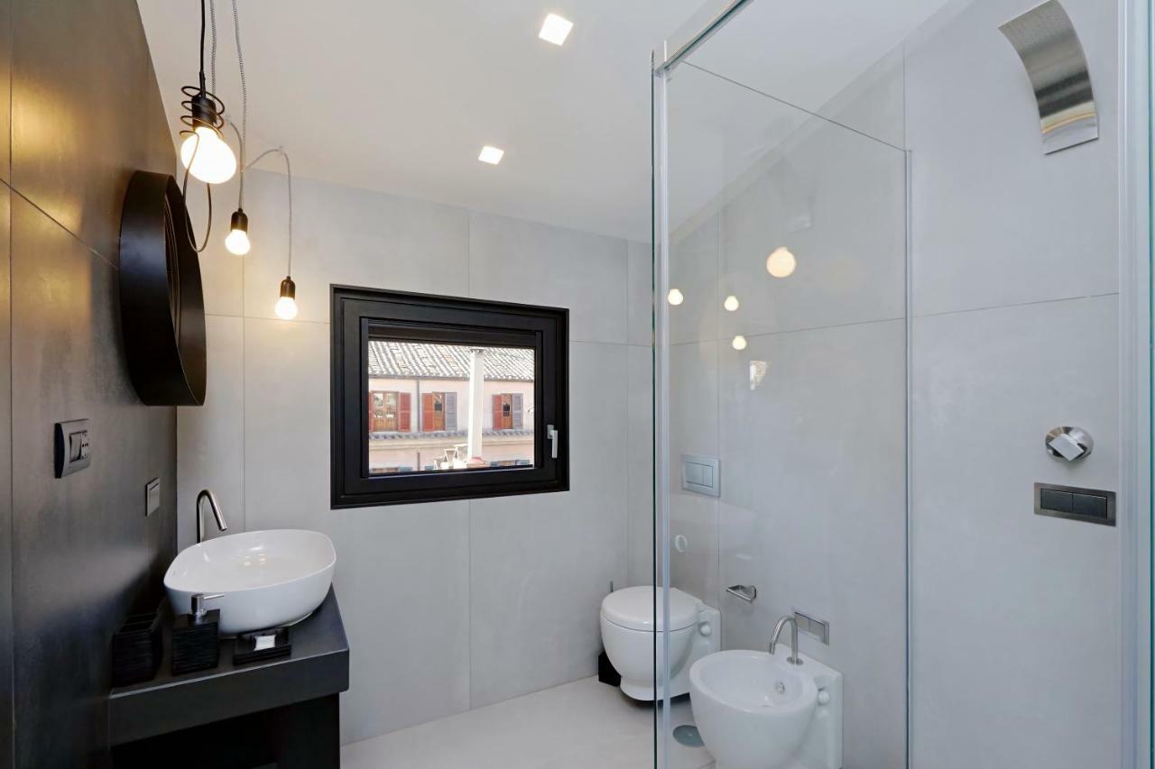Apartamento Tiffany Deluxe Penthouse 30 Mt. From Piazza Di Spagna Roma